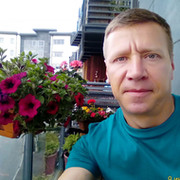 Vlad Ivanov on My World.
